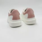 Guess- Salerno - Image 3