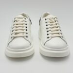 Guess-Salerno - Image 2